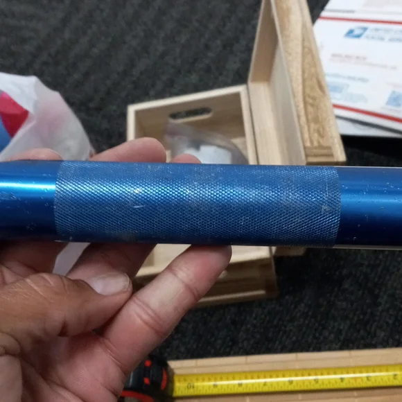 Mag lite flashlight 🔦 (just shy of 11 inches) - Picture 4 of 7